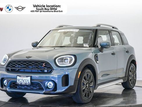 Used 2023 MINI Cooper Countryman S w/ Signature Upholstery Package FWD image 1