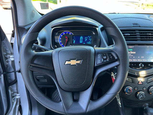 Used 2016 Chevrolet Trax LS AWD/4WD image 21