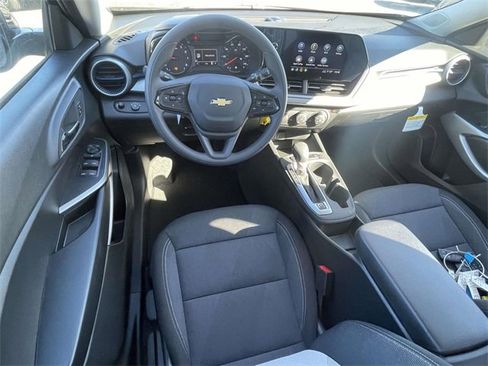 New 2026 Chevrolet Trax LS w/ LS Convenience Package image 11