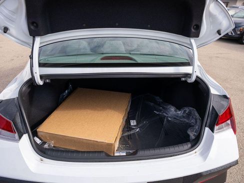 New 2025 Hyundai Elantra Sport image 11