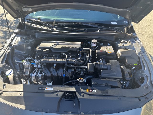 New 2026 Hyundai Elantra SEL Sport FWD image 25