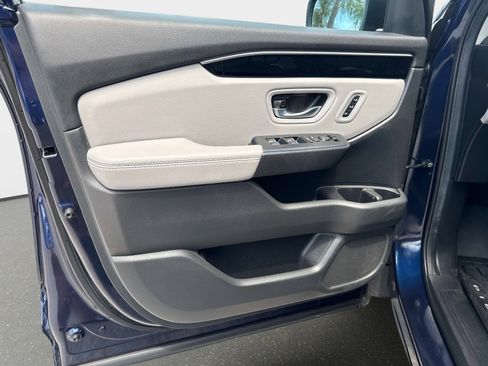 Certified 2024 Honda Pilot EX-L image 17