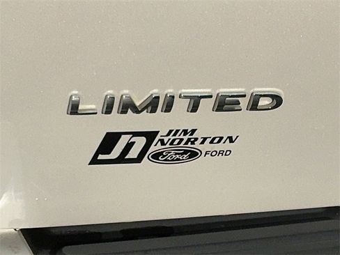 Used 2017 Ford Expedition Limited w/ Equipment Group 301A image 11