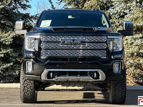 Used 2023 GMC Sierra 2500 Denali image 4