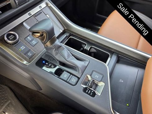 Used 2025 Lexus GX 550 w/ Accessory Package (2T) AWD/4WD image 13