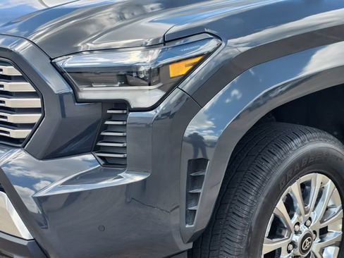 Used 2024 Toyota Tacoma Limited w/ Limited Package (LT) AWD/4WD image 9