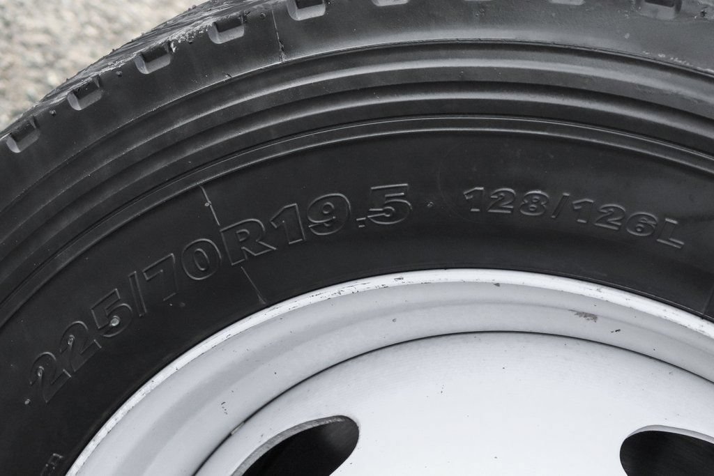 Used 2019 Ford F550 2WD Regular Cab Super Duty image 31