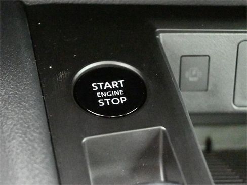 New 2026 Nissan Kicks SV w/ SV Premium Package image 7