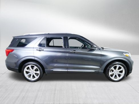 Used 2020 Ford Explorer Platinum w/ Premium Technology Package AWD/4WD image 8