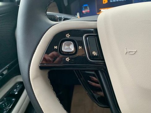 New 2025 Lincoln Corsair Grand Touring w/ Equipment Group 301A image 23