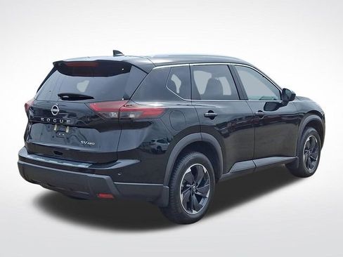 Used 2024 Nissan Rogue SV w/ SV Premium Package AWD/4WD image 6