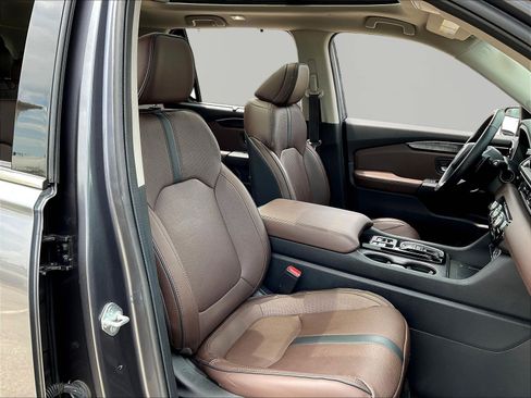 Used 2023 Honda Pilot Elite image 30