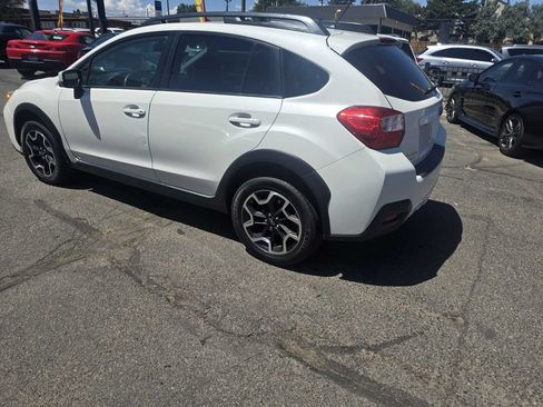 Used 2016 Subaru Crosstrek 2.0i Premium AWD/4WD image 11