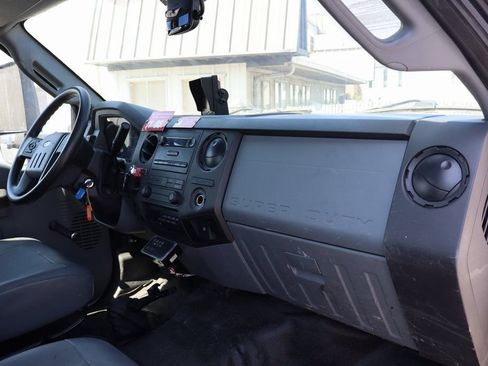 Used 2019 Ford F650 2WD Regular Cab Super Duty image 38