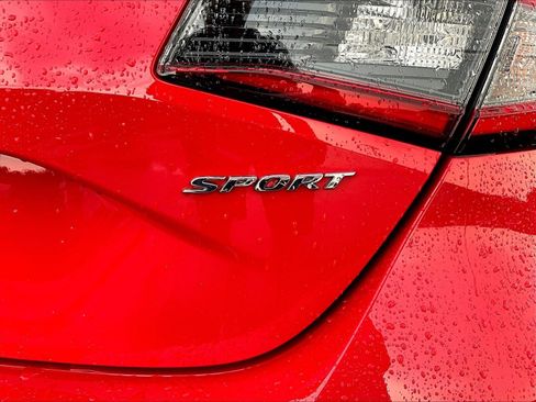 Used 2024 Honda Civic Sport image 23