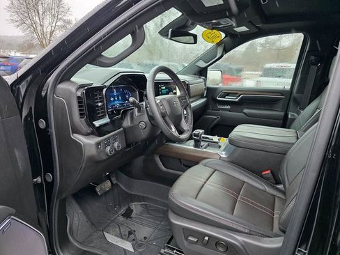 Used 2025 Chevrolet Silverado 1500 High Country w/ Midnight Edition image 14