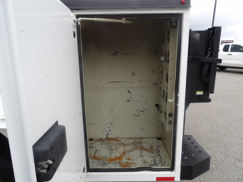 Used 2022 Ford F550 2WD Crew Cab Super Duty w/ Power Equipment Group image 51
