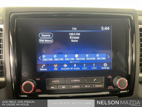 Used 2024 Nissan Frontier SV w/ SV Convenience Package RWD image 36