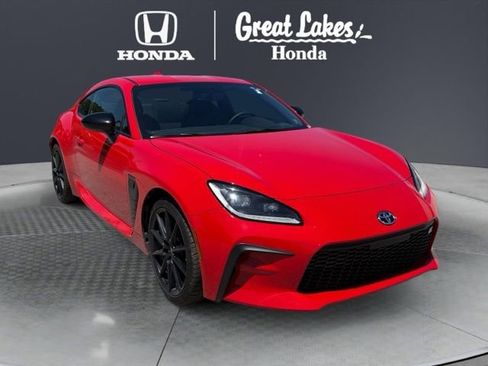 Used 2023 Toyota GR86 Premium w/ ALL Weather Mat Package (TMS) RWD image 1