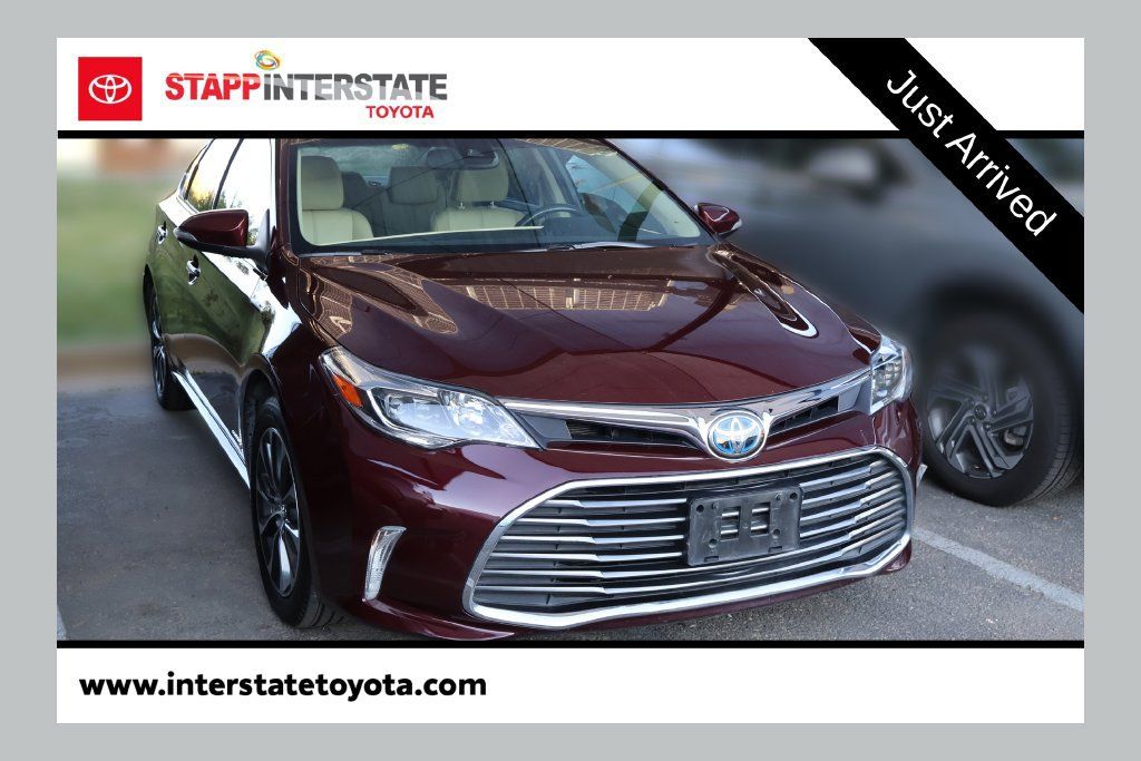 Certified 2018 Toyota Avalon XLE Premium w/ Carpet Mat Package FWD image 1