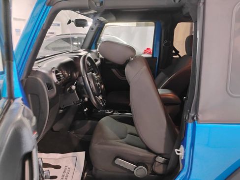 Used 2015 Jeep Wrangler Sport AWD/4WD image 63