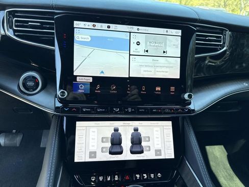 Used 2022 Jeep Grand Wagoneer Series I image 24