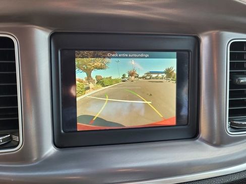 Used 2022 Dodge Charger SXT image 18