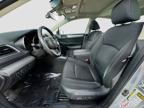 Used 2018 Subaru Legacy 2.5i Premium AWD/4WD image 23