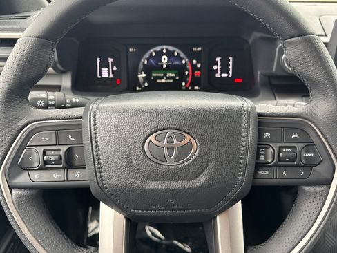 New 2026 Toyota 4Runner SR5 image 22