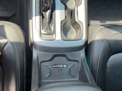 Used 2019 Chevrolet Colorado ZR2 w/ ZR2 Dusk Special Edition AWD/4WD image 17