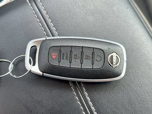Used 2025 Nissan Sentra SV w/ All-Weather Package FWD image 29