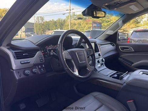 Used 2020 GMC Yukon Denali w/ Denali Ultimate Package AWD/4WD image 23