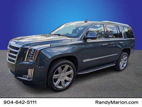Used 2020 Cadillac Escalade Luxury image 1