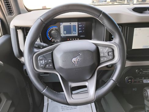 Used 2023 Ford Bronco Wildtrak AWD/4WD image 22