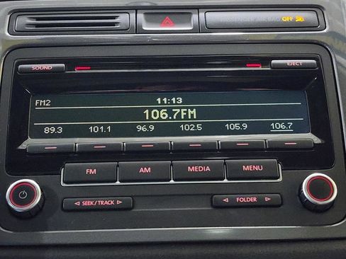 Used 2013 Volkswagen Tiguan S image 20