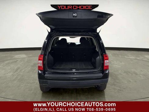 Used 2016 Jeep Patriot Sport image 5