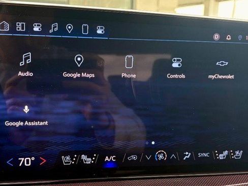 Used 2024 Chevrolet Traverse RS w/ LPO, Floor Liner Package image 27