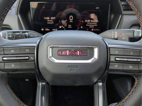 New 2026 GMC Terrain AWD AT4 image 11