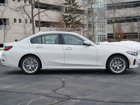 Used 2026 BMW 330i xDrive Sedan w/ Convenience Package AWD/4WD image 3