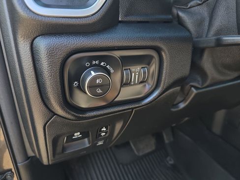 Used 2019 RAM 1500 Big Horn AWD/4WD image 20