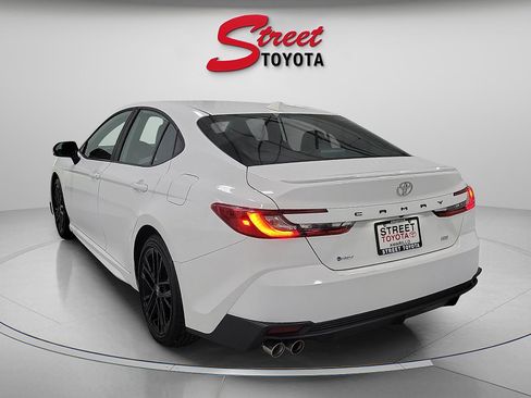 Certified 2025 Toyota Camry SE image 2