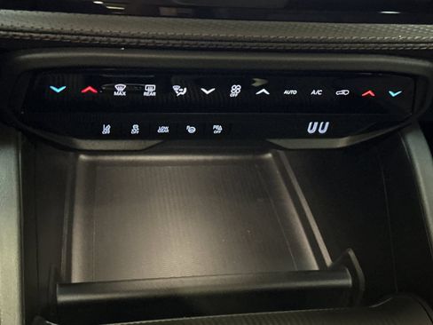 New 2026 Jeep Cherokee Overland w/ Advanced Pro Tech Group AWD/4WD image 20