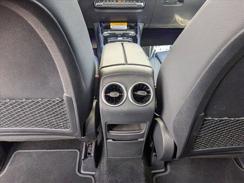 Used 2026 Mercedes-Benz GLB 250 image 18