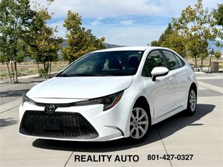 Used 2020 Toyota Corolla LE image 1
