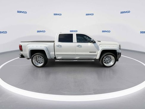 Used 2017 GMC Sierra 1500 SLT w/ Enhanced Driver Alert Package RWD image 9
