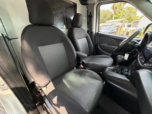 Used 2015 RAM ProMaster City Tradesman SLT w/ Rear Back-up Camera Group FWD image 17