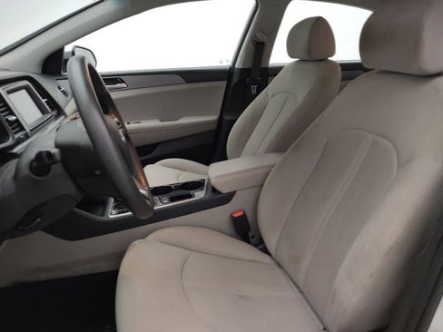 Used 2018 Hyundai Sonata SE FWD image 17