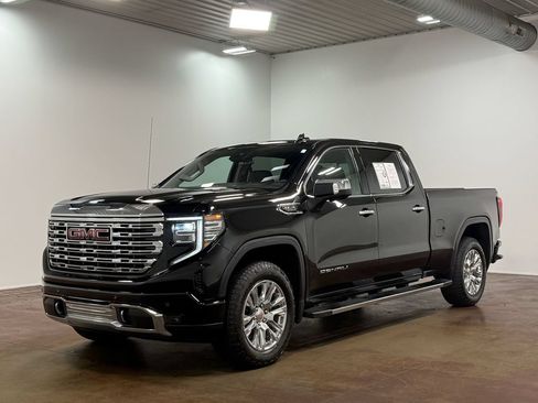 Used 2025 GMC Sierra 1500 Denali AWD/4WD image 29