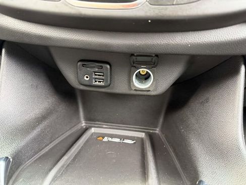 Certified 2023 Chevrolet Traverse RS image 25