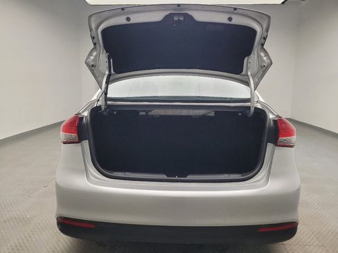 Used 2018 Kia Forte LX image 29